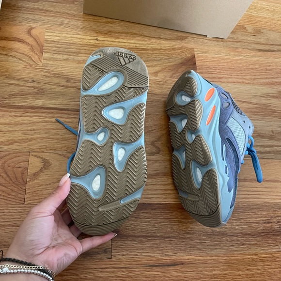 Yeezy Boost Men Size 5.5 Carbon Blue Like NEW - Picture 3 of 9